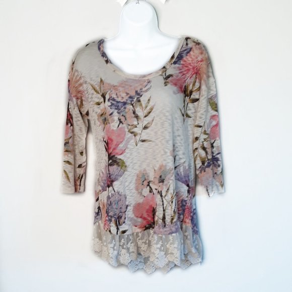 AMERICAN RAG • LARGE •  lightweight knit sweater with ruffles scoop neck floral - Picture 1 of 5